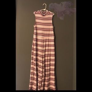 Striped art class jump suit!!🌹